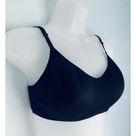 Victoria's Secret Wireless Bra Medium Black NWOT - Picture 2 of 8